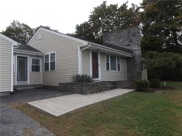 40 Cochran Hill Road, Poughkeepsie, NY 12603