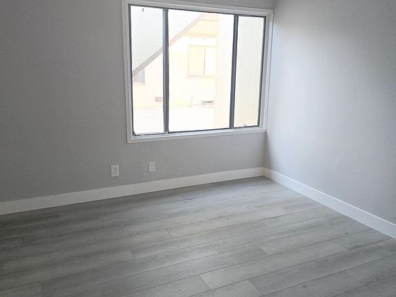 5th image of 419-429 N Eastwood Ave #421