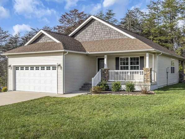 56 Capitol Dr, Crossville, TN 38555