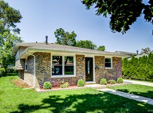 14606 Tripp Ave, Midlothian, IL 60445