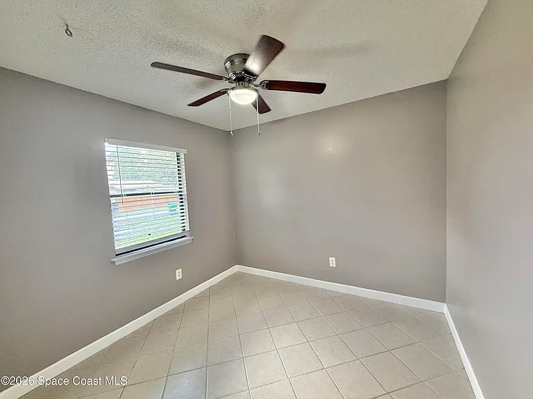 5925 Clearfield Ave — Photo 12