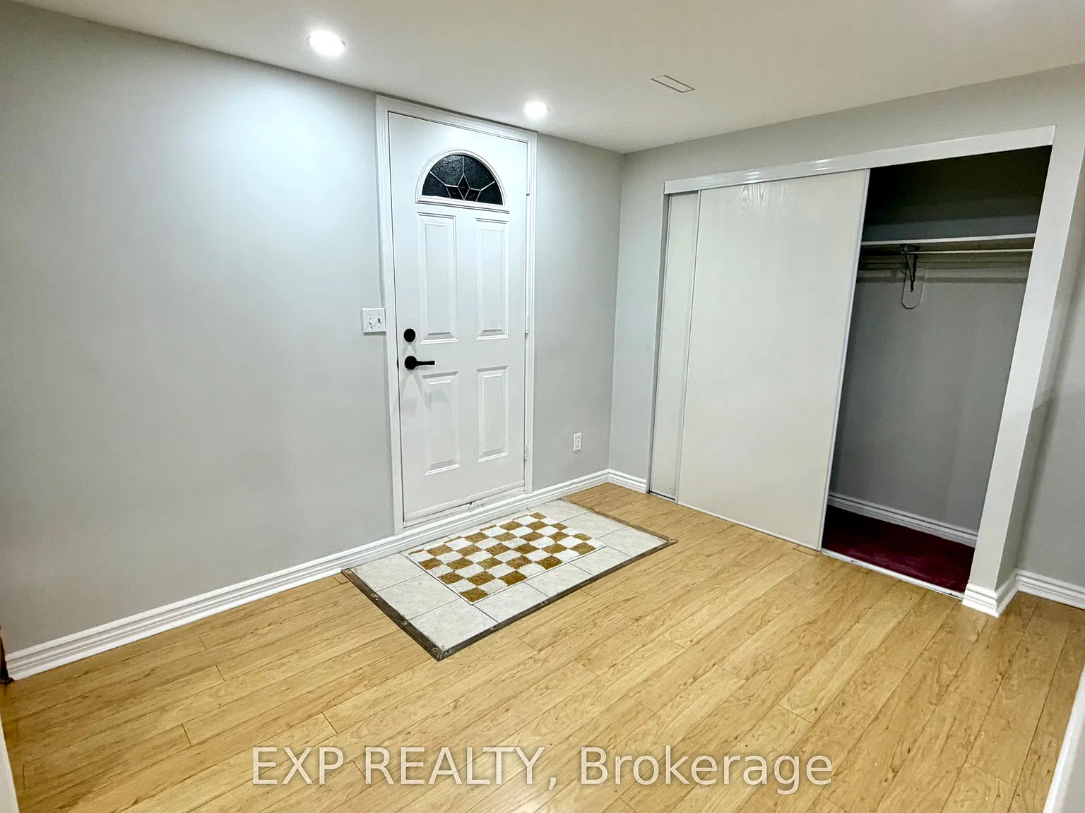 2 bed, $1,700 — Photo 3