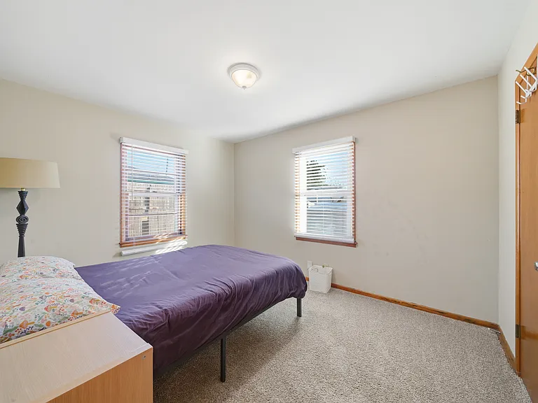 702 E Karma Ave — Photo 4