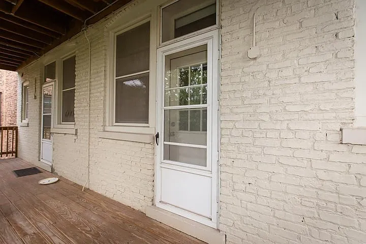 5706-10 S. Blackstone Ave — Photo 26