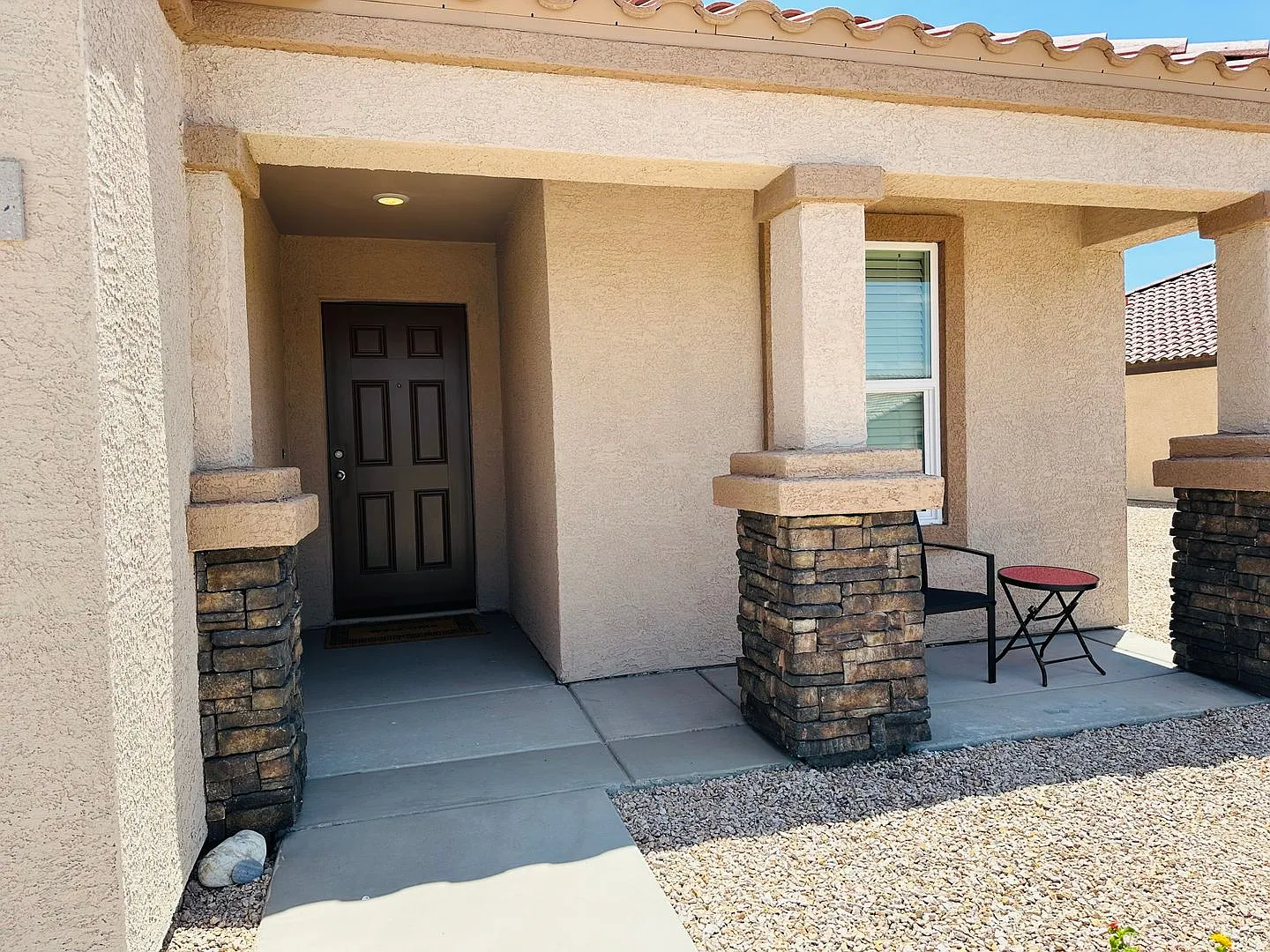 Short Term Fully Furnished 3bd/2ba House For Rent Community Pool And Spa — Photo 4