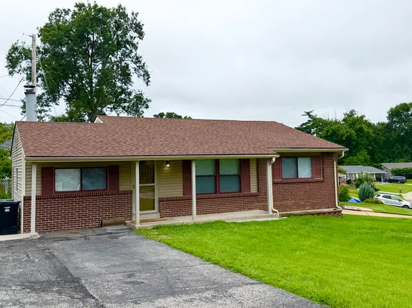 11200 Fawnway Dr, Saint Louis, MO 63126