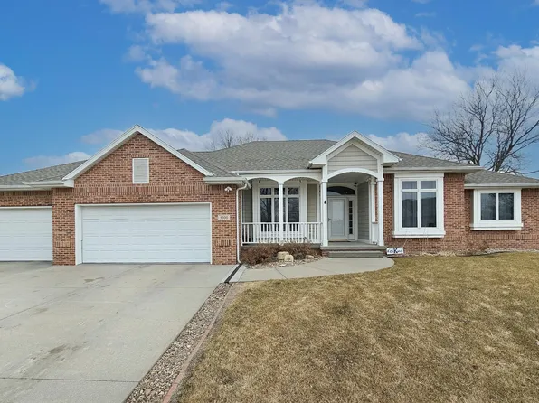 5000 F Avenue Pl, Kearney, NE 68847