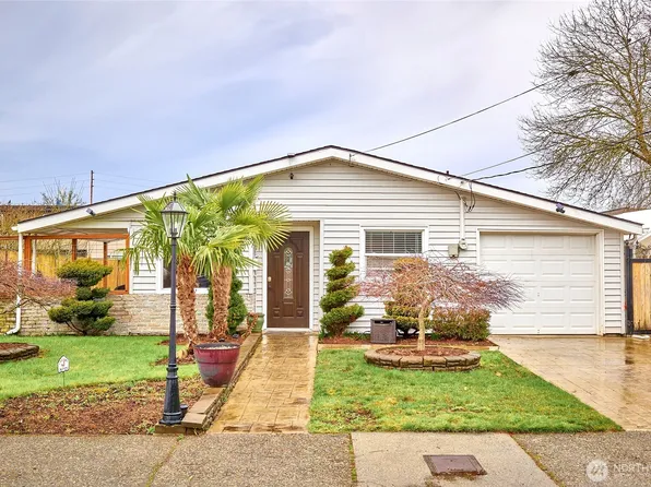 723 Woodford Avenue N, Kent, WA 98031