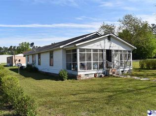 433 E 3rd Ave, Pamplico, SC 29583