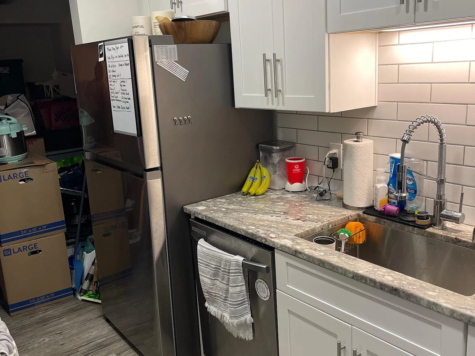 2 bed, 1.5 bath, 1120 sqft, $2,100 — Photo 2