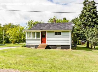 3921 Porter Rd, Duluth, MN 55803
