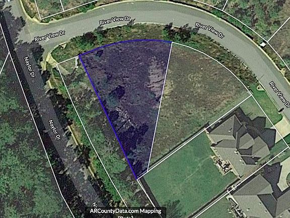 2nd image of 102 Riverview Dr