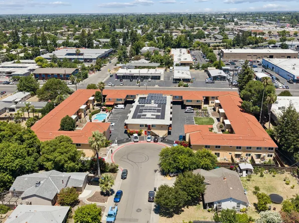 Arden Town Apartments