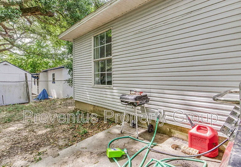 1261 Basin St — Photo 36