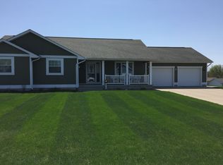 110 Linden Ln, Albia, IA 52531