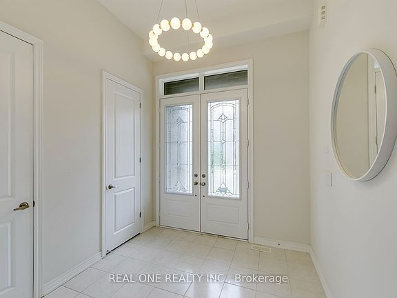 4th image of 140 Zachary Cres