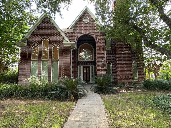 3206 Oakland Dr