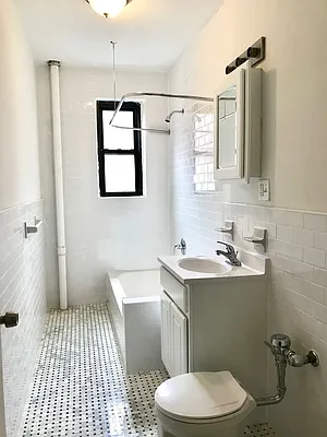 Rented by Zjama Realty Corp | media 12