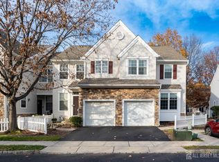 1906 Dahlia Cir, Dayton, NJ 08810