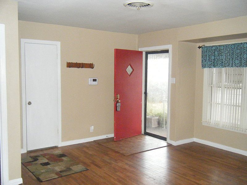 1st image of 311 Rockwood Dr
