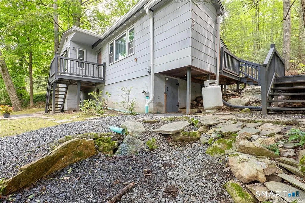 2 bed, 1.0 bath, 835 sqft, $2,600 — Photo 3