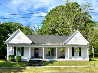 23 E Wright St, Winder, GA 30680