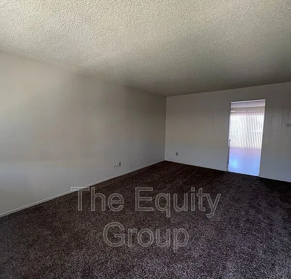 1865 Emma Lee Ln — Photo 7