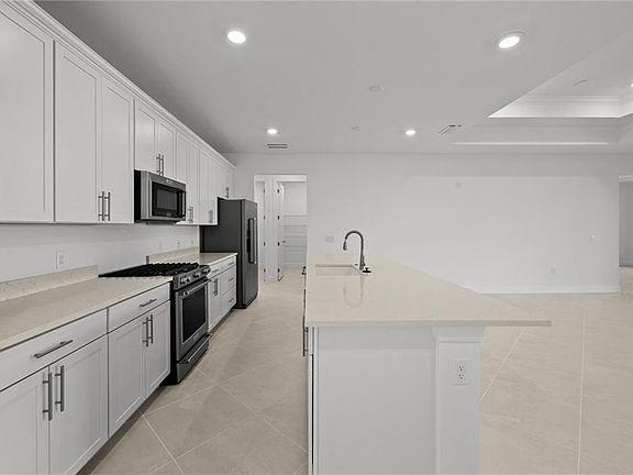 4th image of 4406 Annapolis AVE