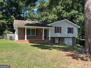 6849 Knollwood Dr, Morrow, GA 30260