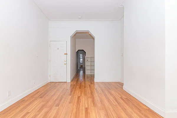 Rented by MySpaceNYC | media 19