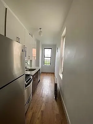 Rented by Compass | media 14