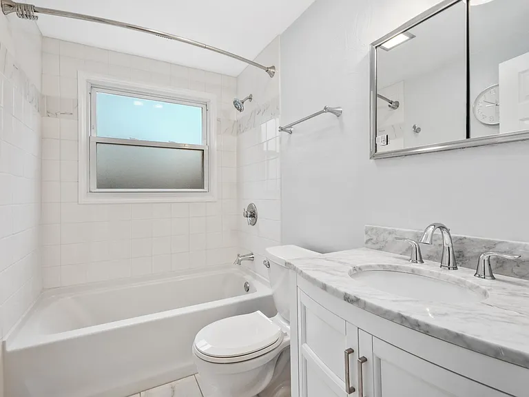 250 Clifford Ave — Photo 10