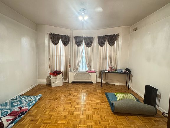 3rd image of 2888 Wellman Ave Floor 2