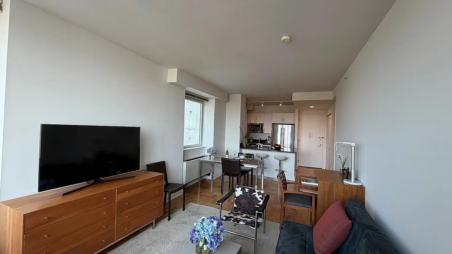 1510 Lexington Avenue — Photo 4