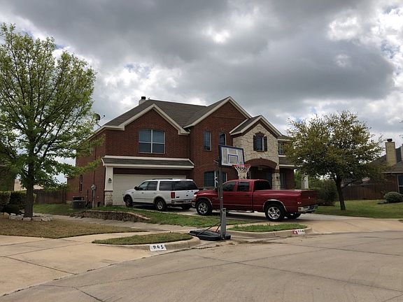 2nd image of 946 Mimosa Ct