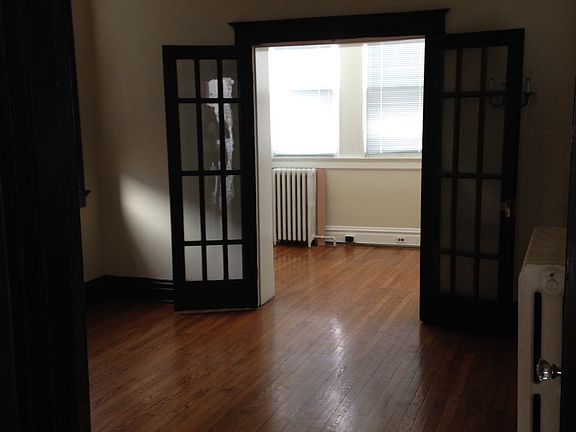 4th image of 3619 Lafayette Ave APT 2W