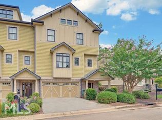 212 Flesner Ct, Clarkesville, GA 30523