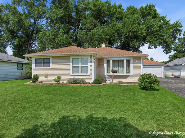 2409 Robin Ln, Rolling Meadows, IL 60008