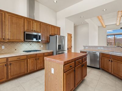150 E Chili Line Rd, Santa Fe, NM, 87508