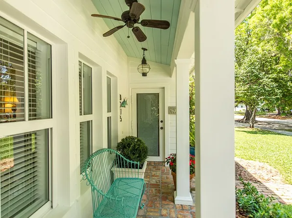 8215 SW 62nd Ct, Miami, FL 33143