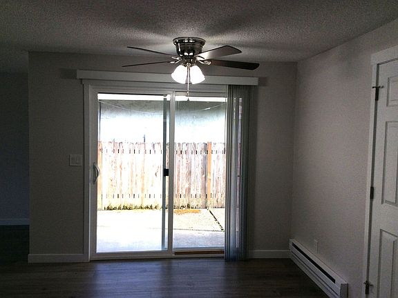 3rd image of 2212 L St NE #A