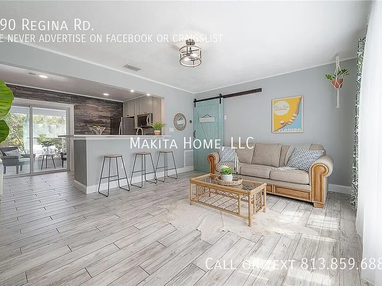 690 Regina Rd — Photo 2
