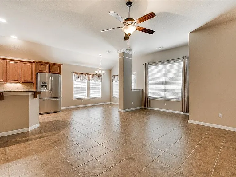 609 Walsh Hill Trl — Photo 9