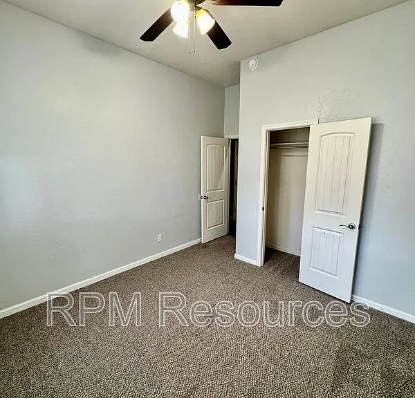 8205 NW 83rd Ter — Photo 12