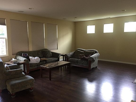 2nd image of 80 Sunny Cove Dr