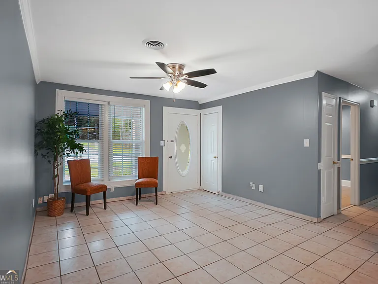 217 Wynnmeade Pkwy — Photo 18