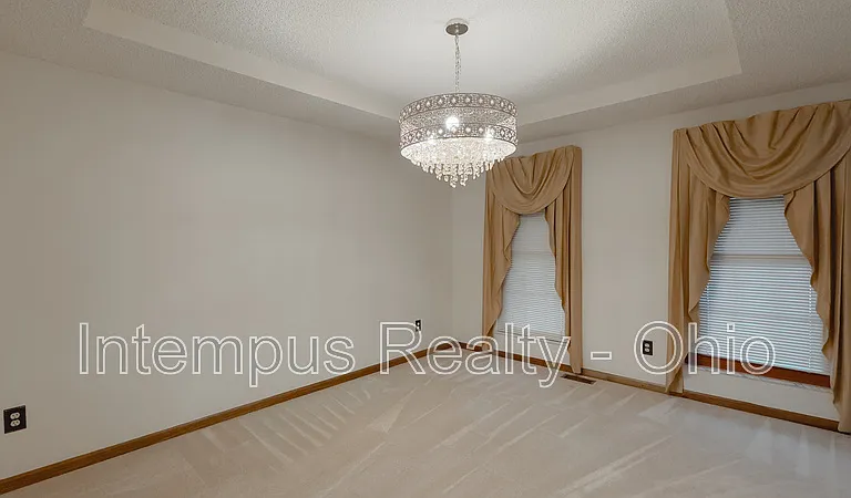 370 Glenside Ln — Photo 7