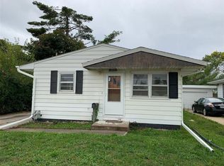 3211 Mount Vernon Rd SE, Cedar Rapids, IA 52403