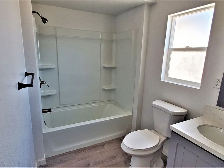 706 W Euclid Ave — Photo 11