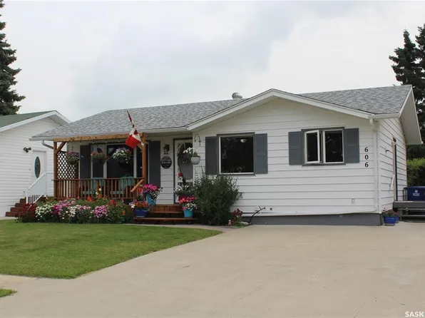 606 2nd STREET W, Wilkie, SK S0K 4W0